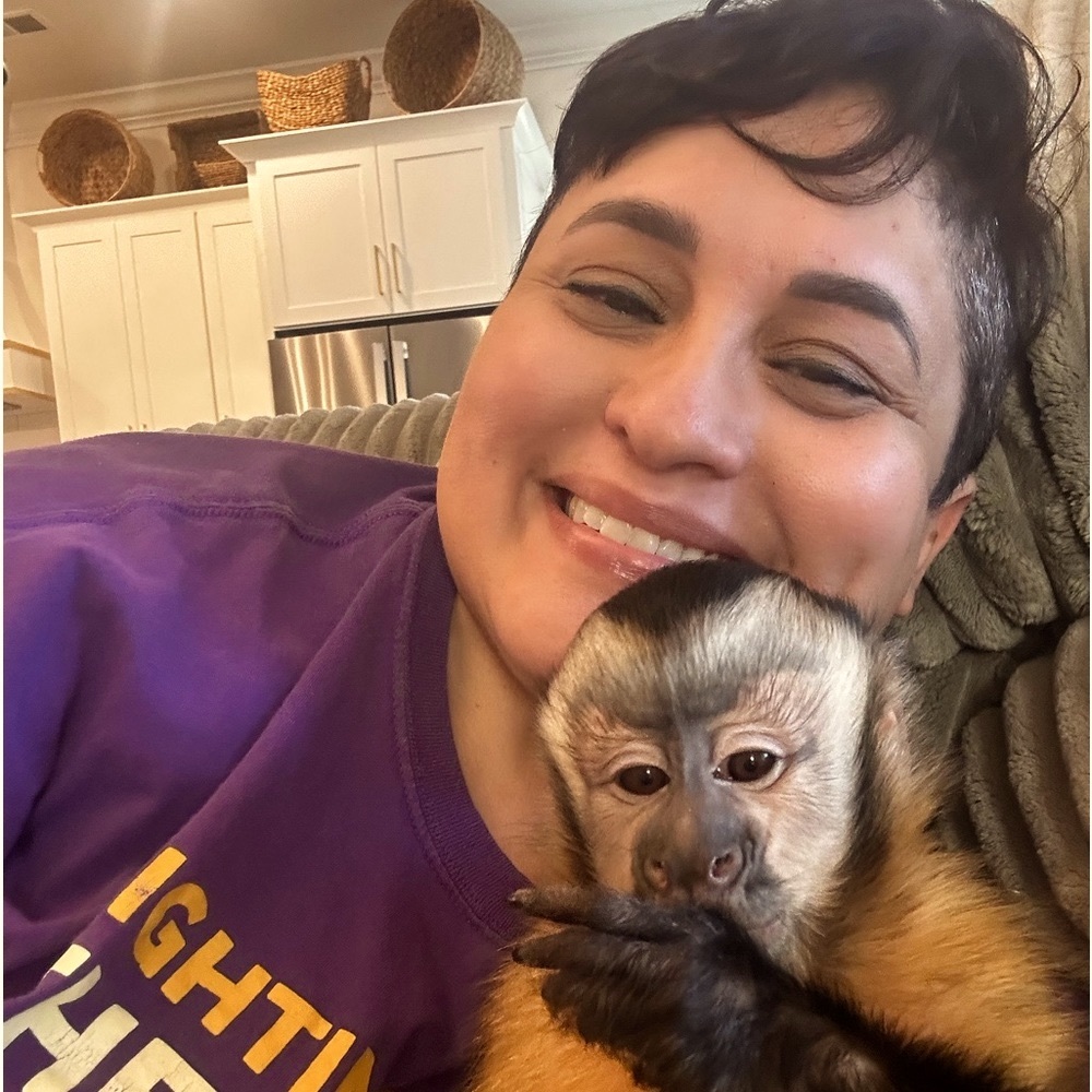 Meet your Posher, Brenda and her partner in crime Emma Rose 🐵